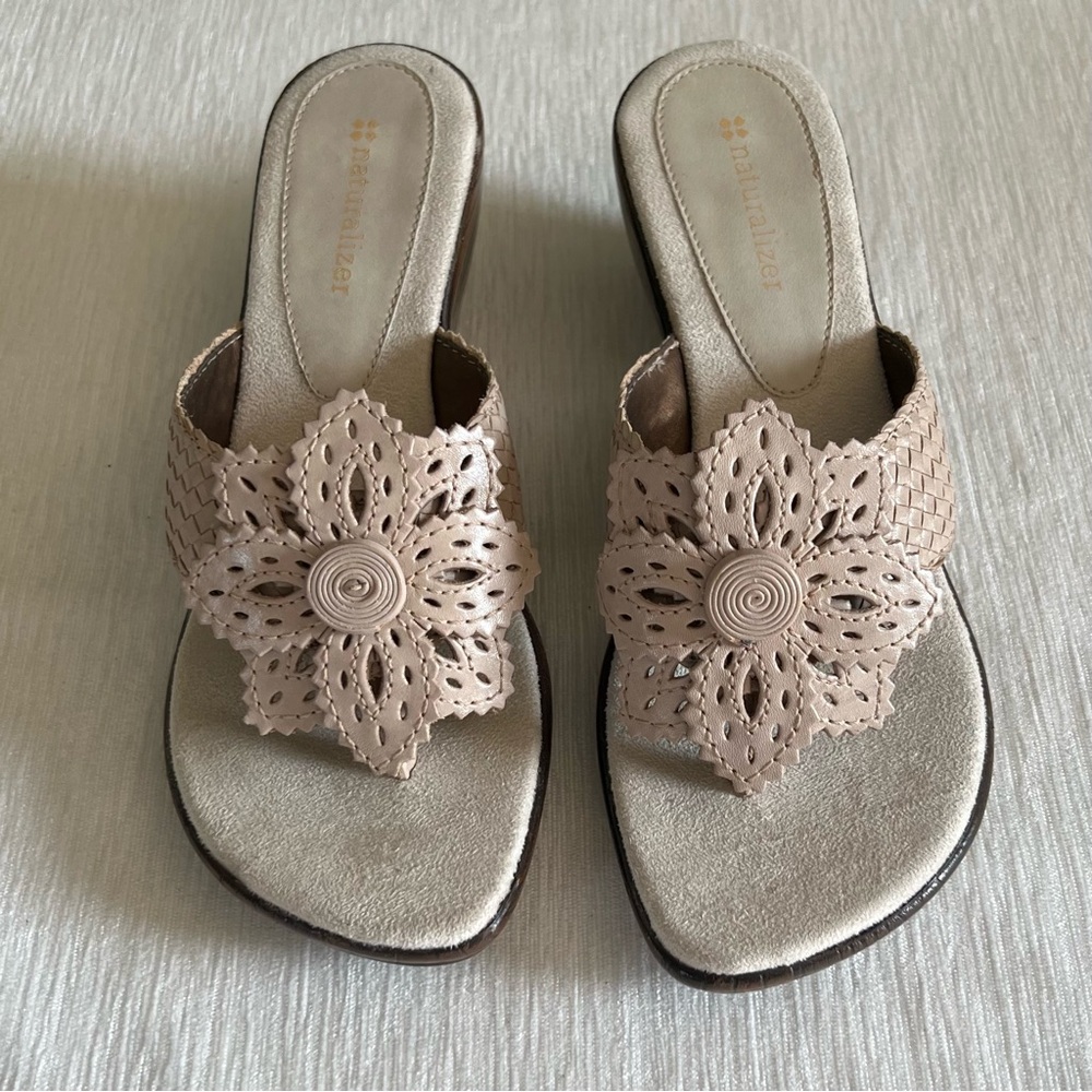 NWOT Naturalizer Azalea Palomino Leather Women's Tan Sandals 6.5W